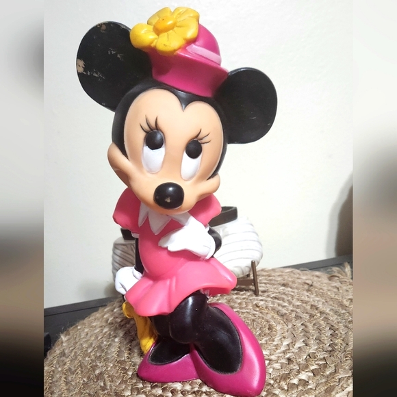 Vintage Minnie Mouse Bank - Picture 7 of 7